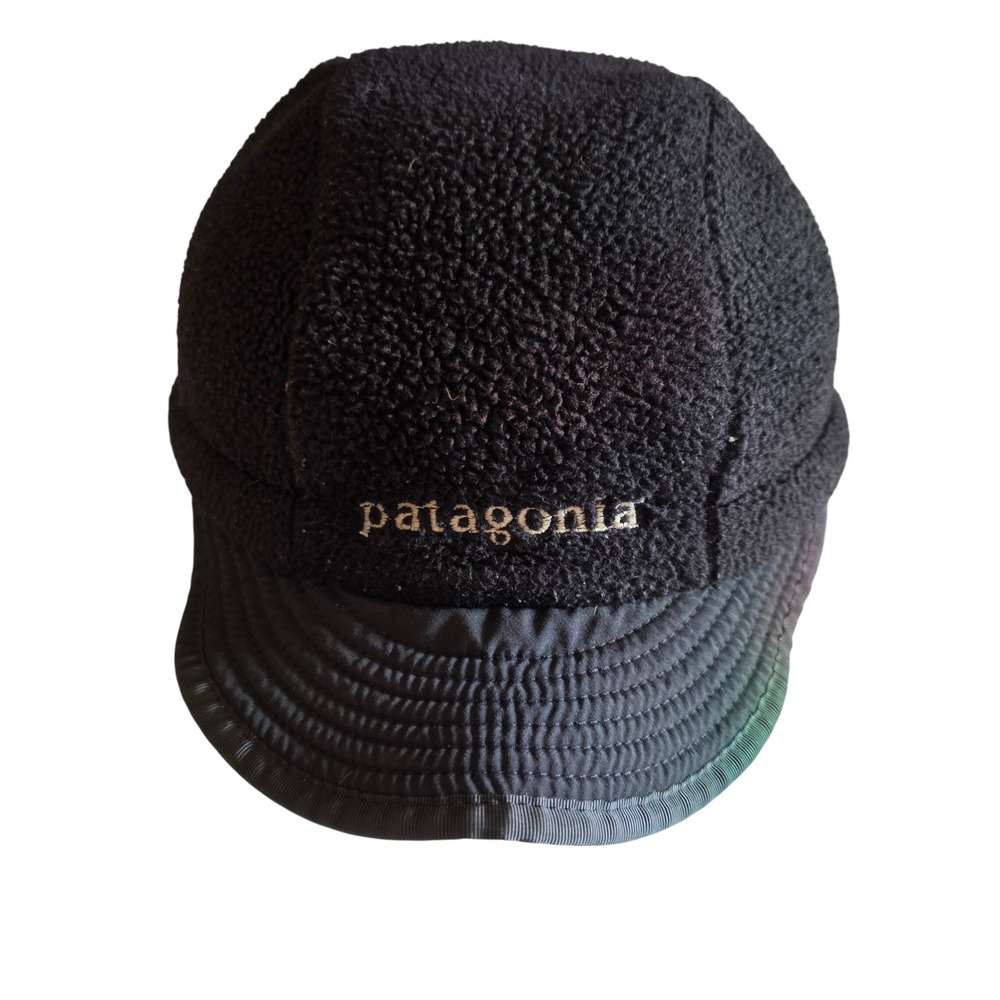 Patagonia Synchilla Fleece Earflap Cap Mens M Black Duckbill 5 Panel Winter Hat